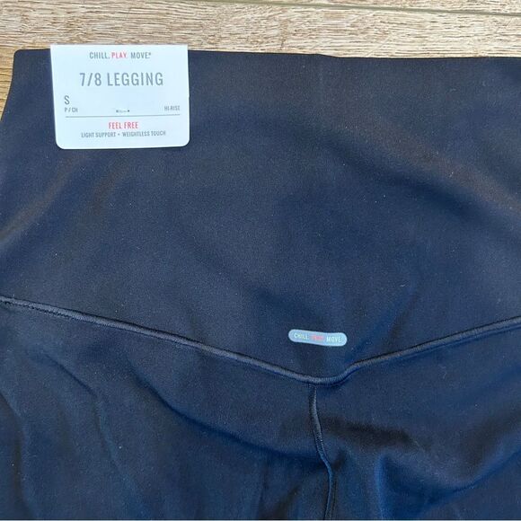 NWT Aerie 7/8 Leggings Chill Play Move High Rise Size S Black - Picture 3 of 5